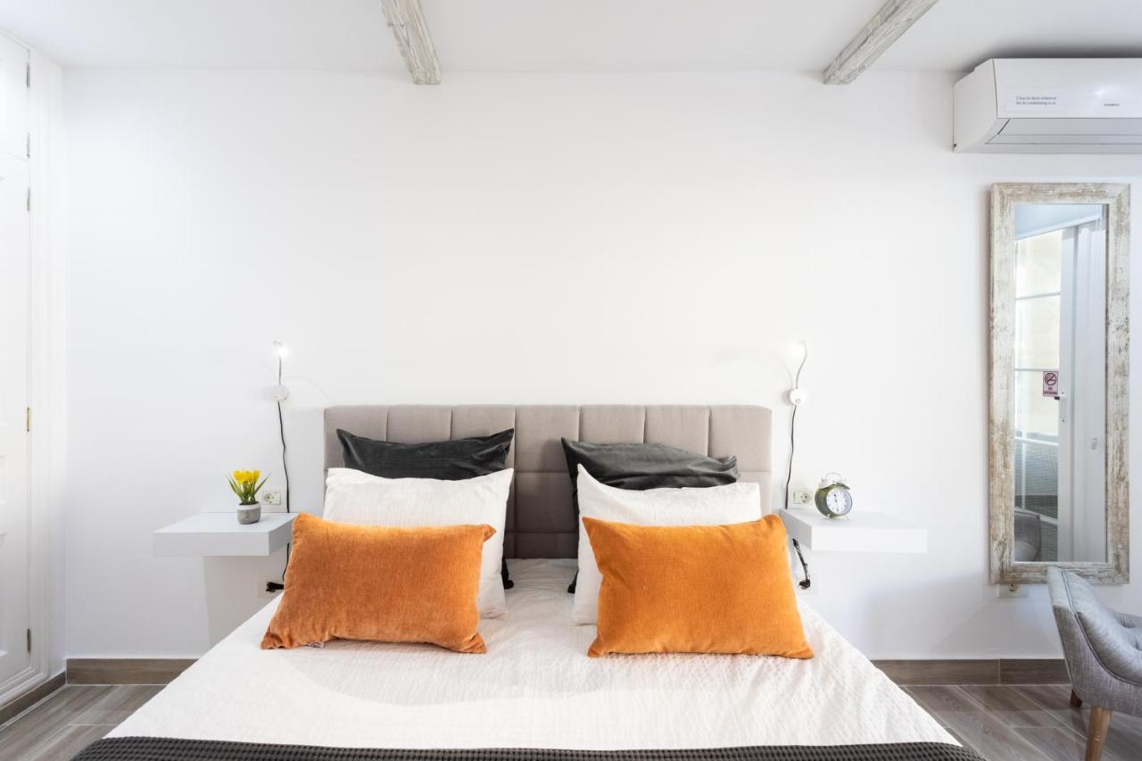 Home2Book Palm Beach & Relax Екстер'єр фото